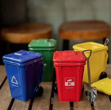 Tasse Créative Poubelle